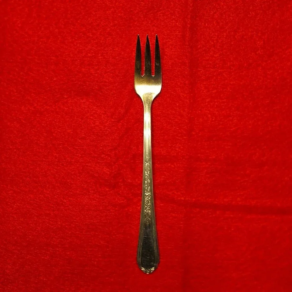 Plymouth‎ Silver Plate Cocktail Fork 1938 Jewel Pattern 5.75